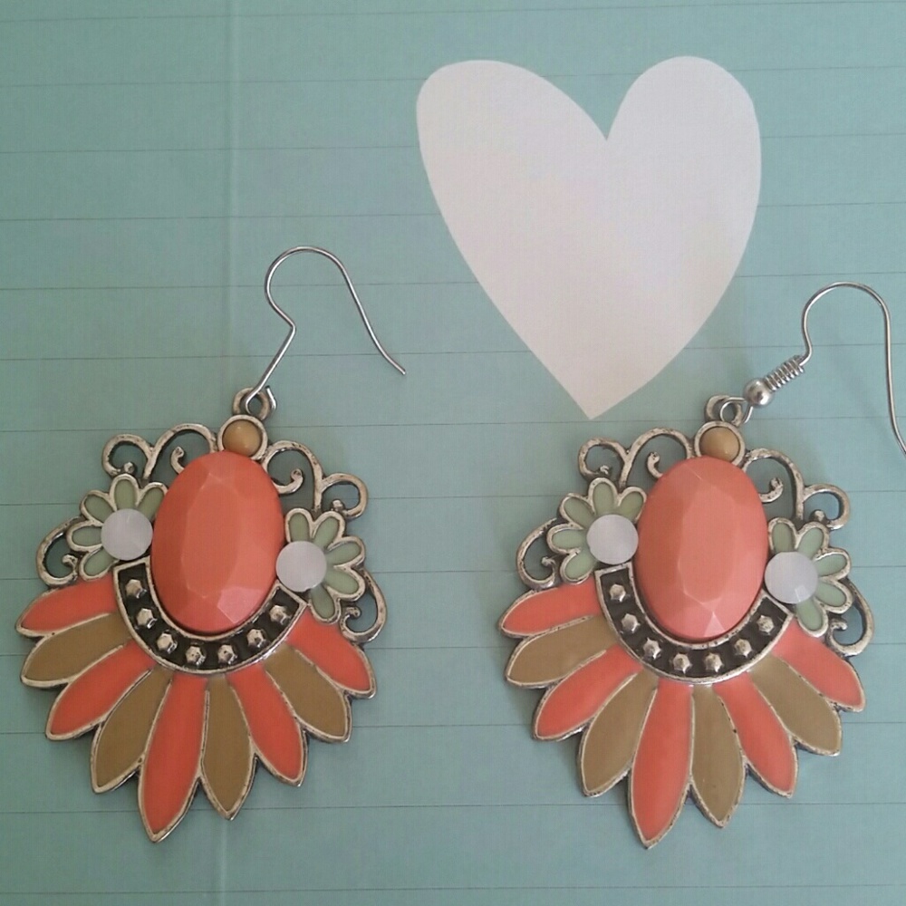 Coral and mint earrings
